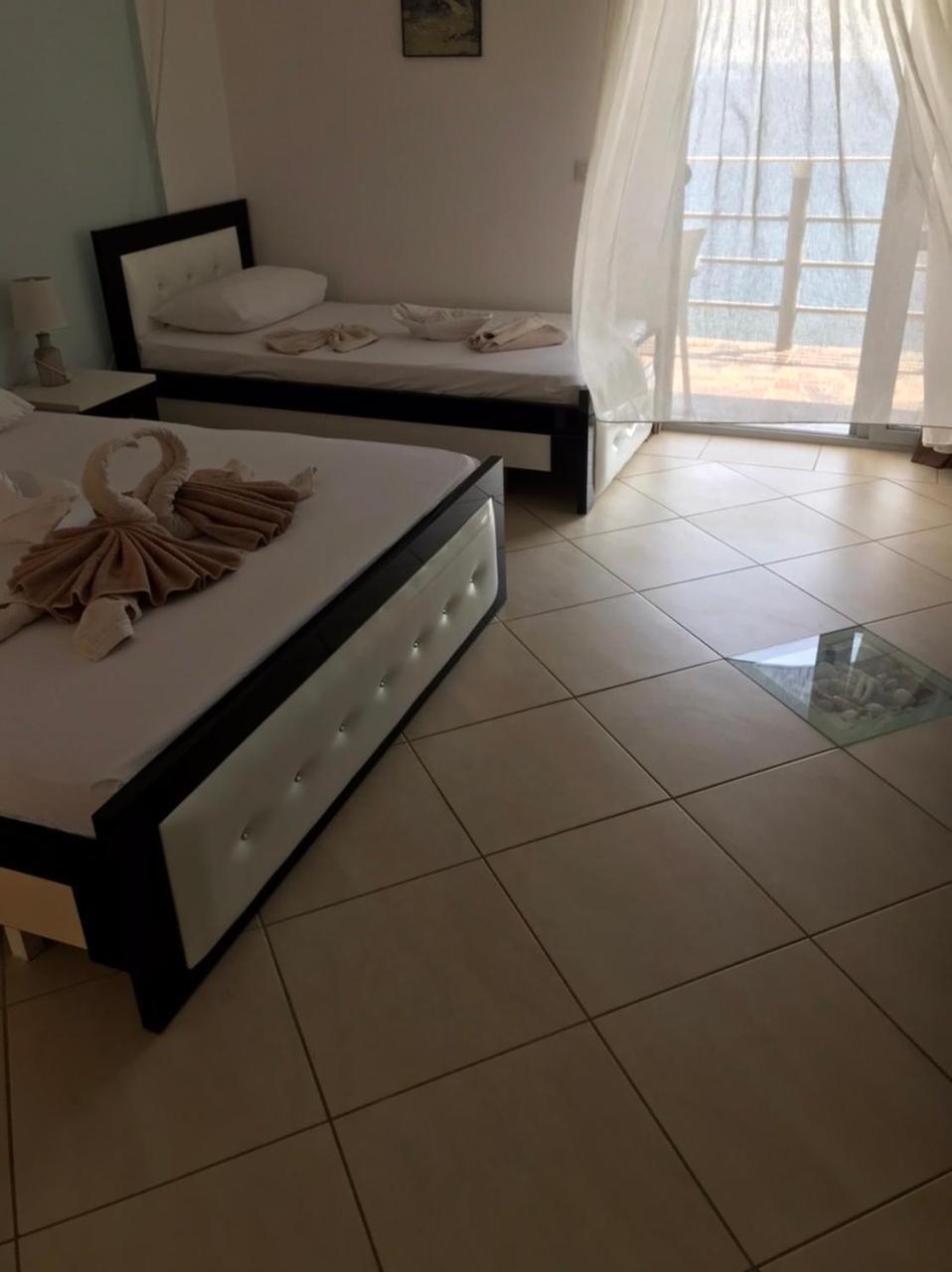 Onassis Residences Qeparo Exterior foto